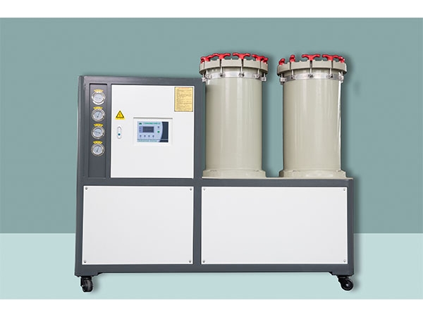 電鍍專用冷水機(jī)多項(xiàng)安全保護(hù)功能，使得機(jī)組運(yùn)行安全可靠